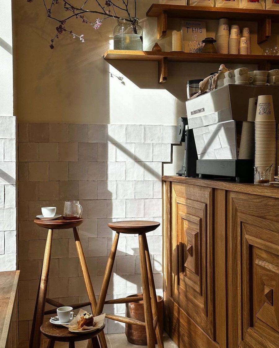 Coffee shop